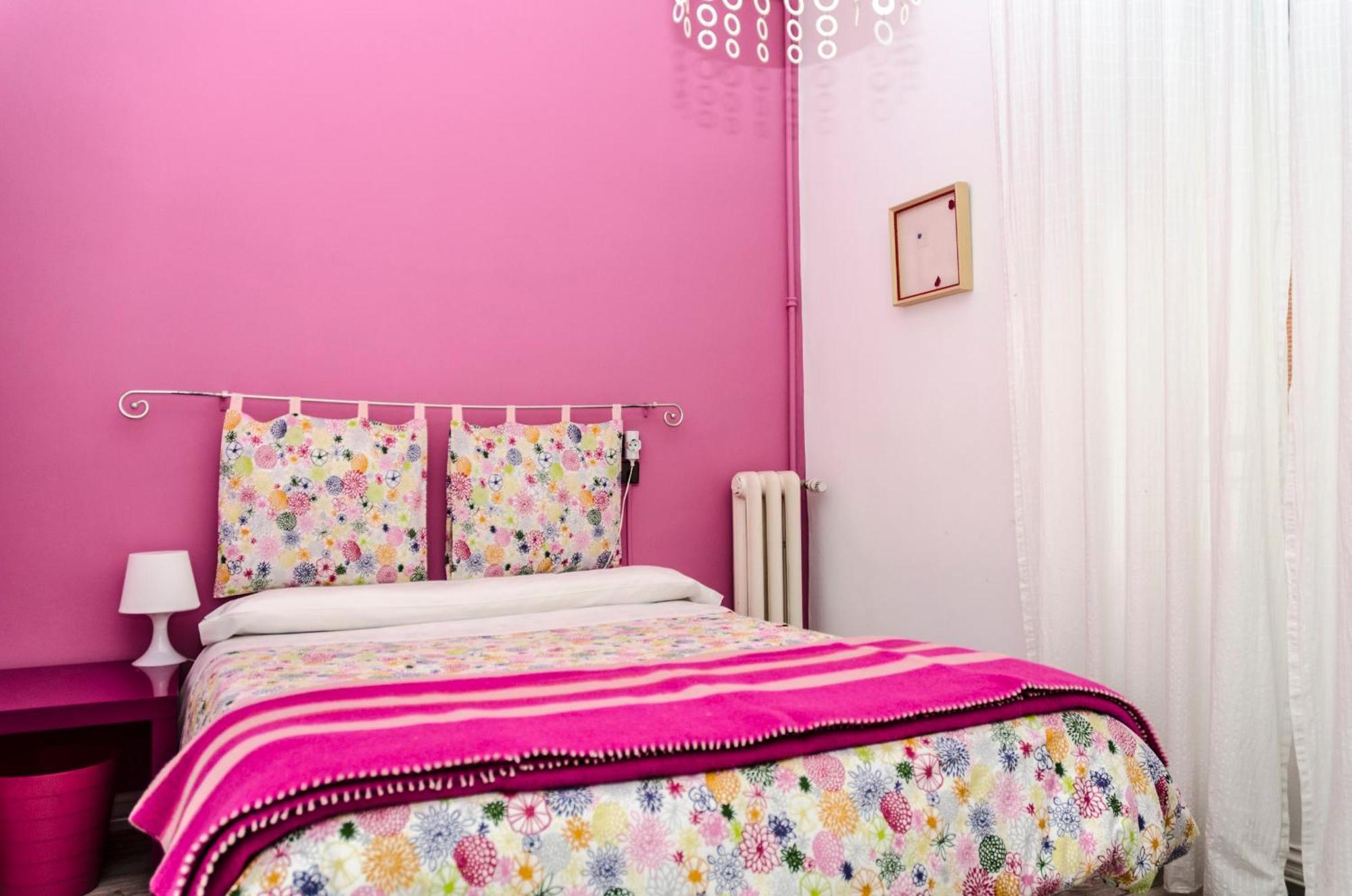 ليون Pension Blanca B&B المظهر الخارجي الصورة
